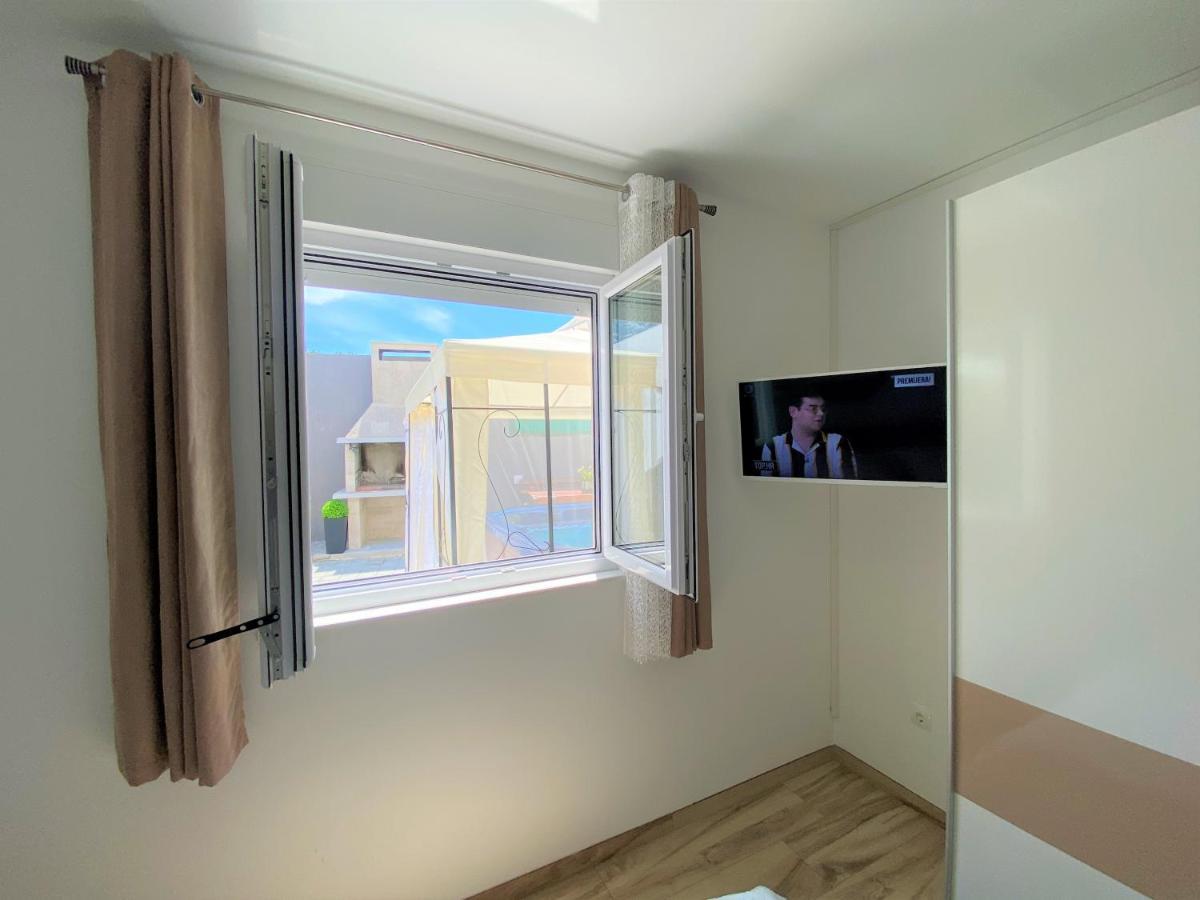 Lux Apartment Sea Shell With Jacuzzi マカルスカ エクステリア 写真